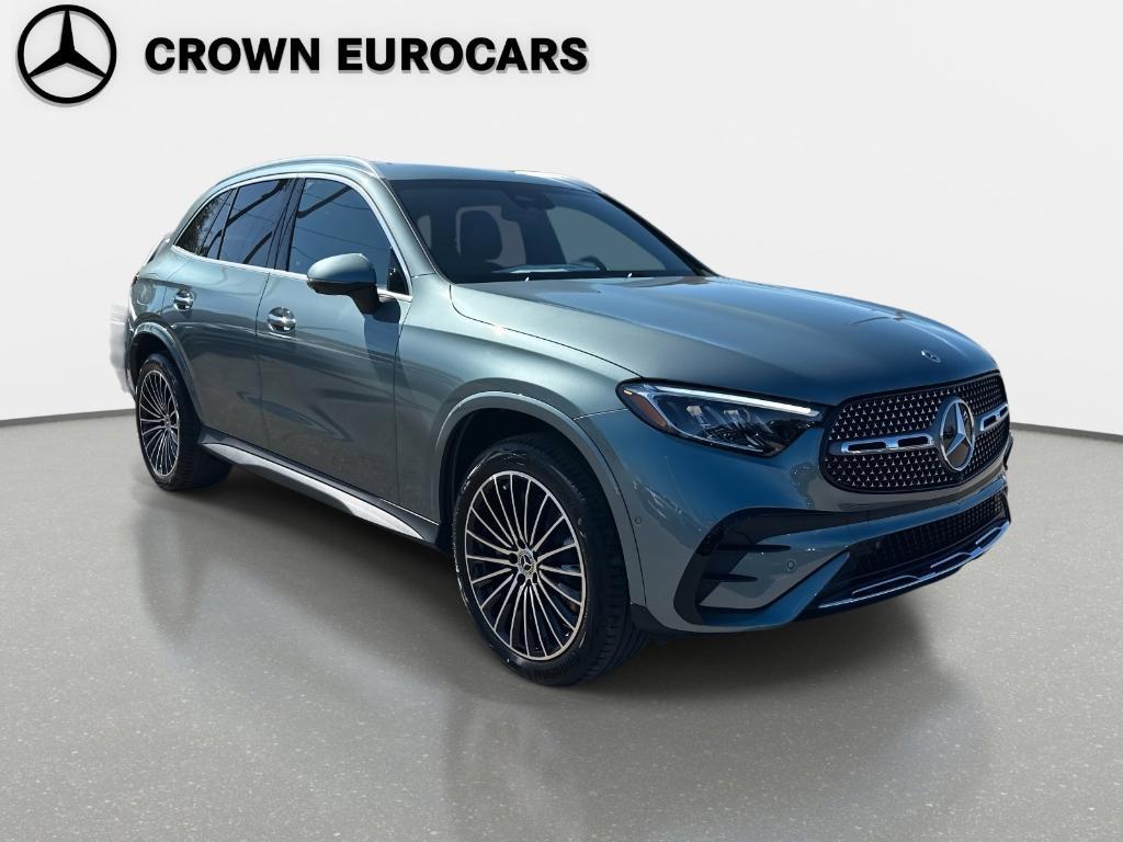 new 2026 Mercedes-Benz GLC 300 car, priced at $59,820
