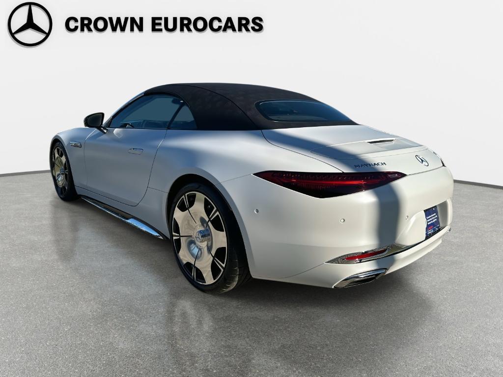new 2026 Mercedes-Benz Maybach SL 680 Monogram Series car, priced at $227,450