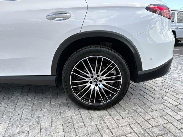 used 2026 Mercedes-Benz GLC 300 car