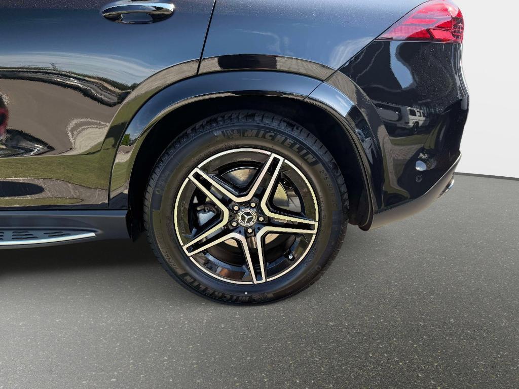 new 2026 Mercedes-Benz GLE 450 car, priced at $82,388