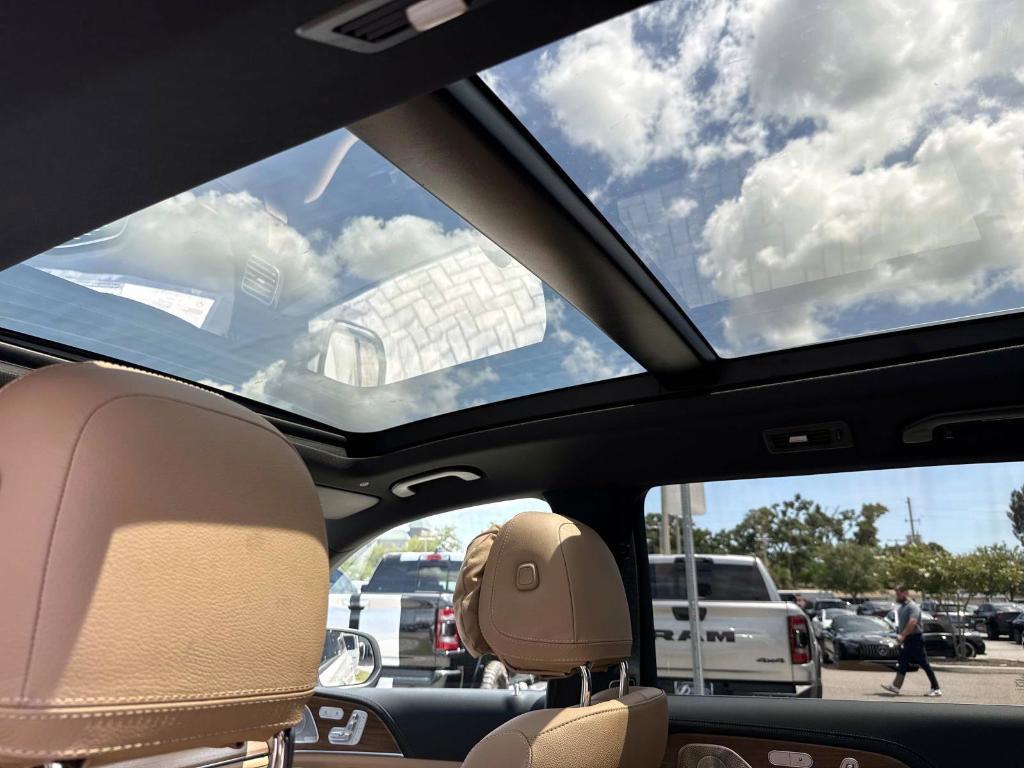 new 2026 Mercedes-Benz GLS 580 car, priced at $123,778
