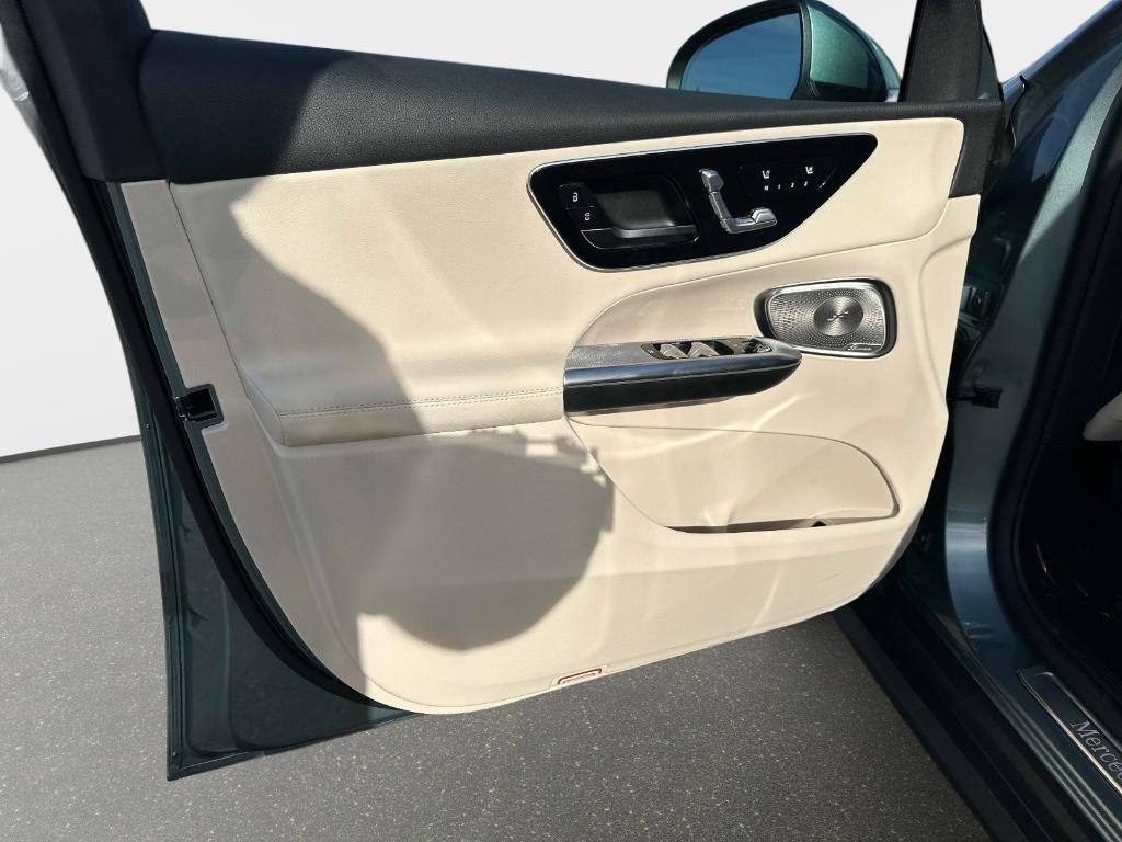 new 2026 Mercedes-Benz GLC 300 car, priced at $57,290