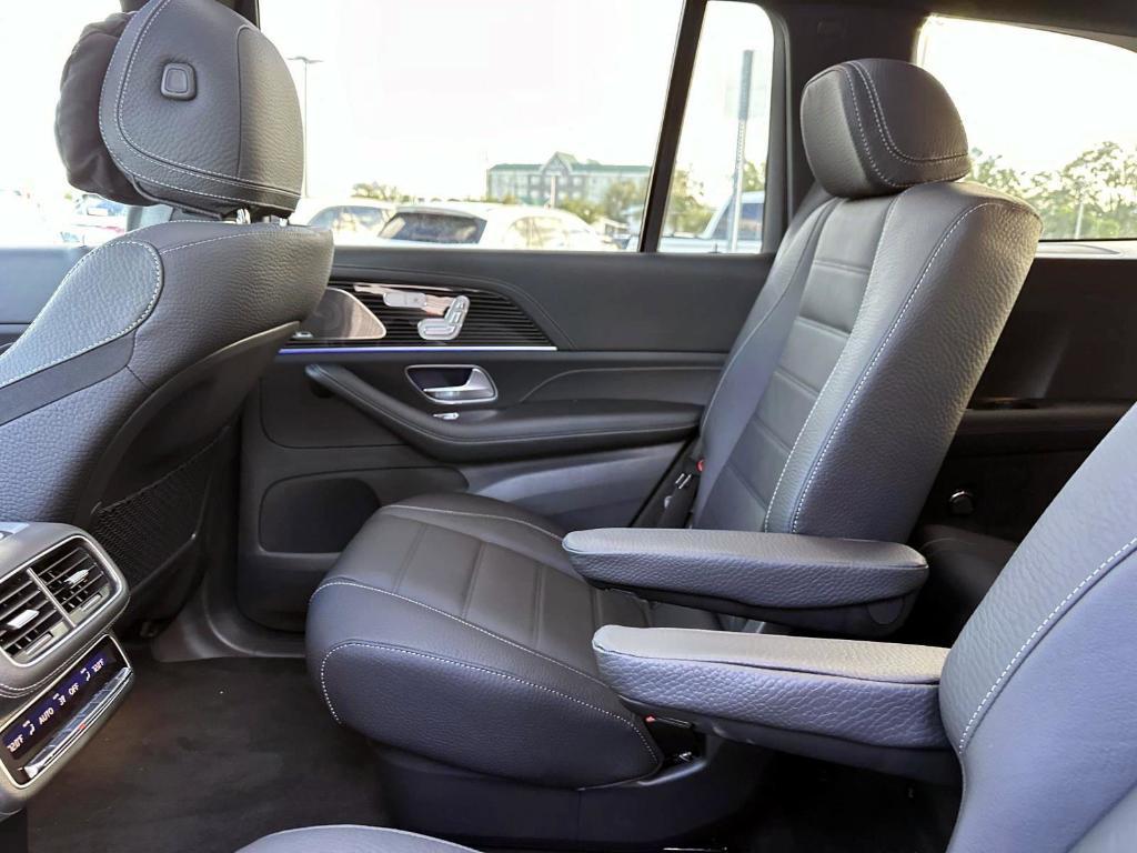 new 2026 Mercedes-Benz GLS 580 car, priced at $125,380
