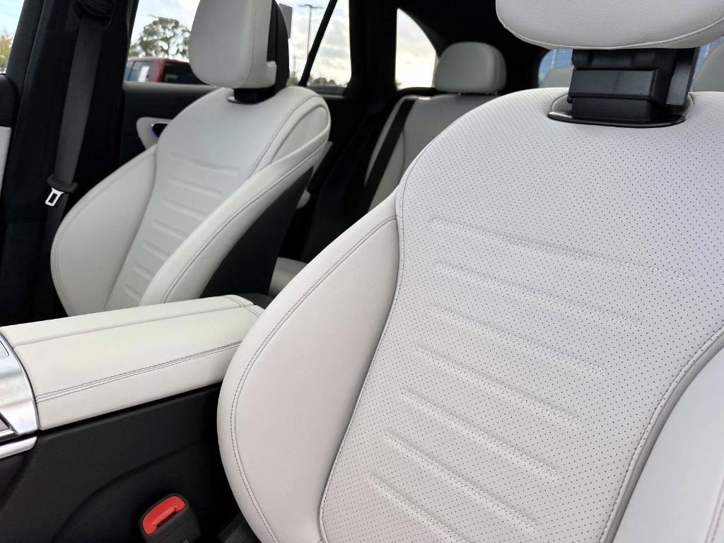 new 2026 Mercedes-Benz GLC 300 car, priced at $63,360