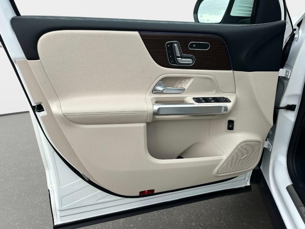 new 2026 Mercedes-Benz GLB 250 car, priced at $49,710