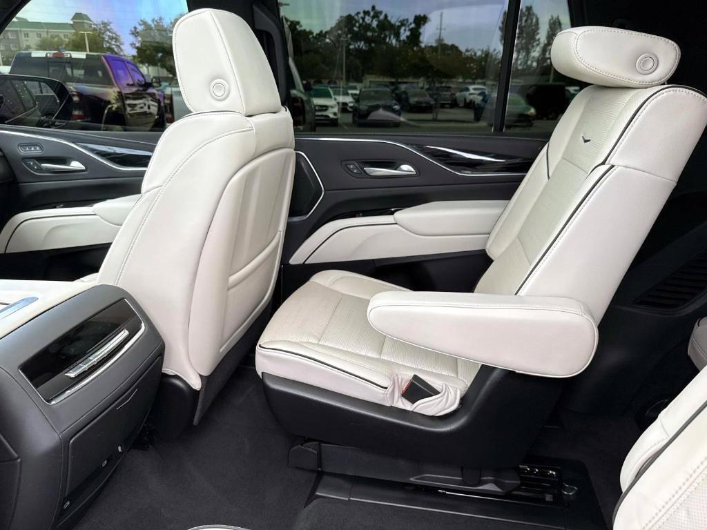 used 2024 Cadillac Escalade car, priced at $87,529