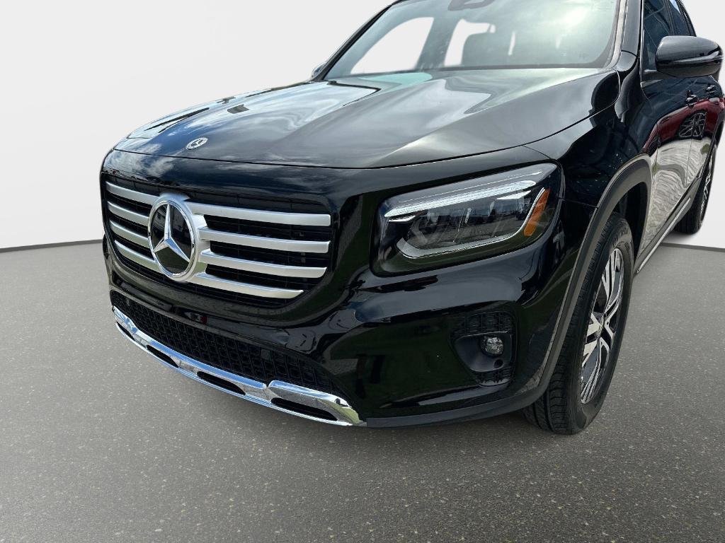 new 2025 Mercedes-Benz GLB 250 car, priced at $49,135