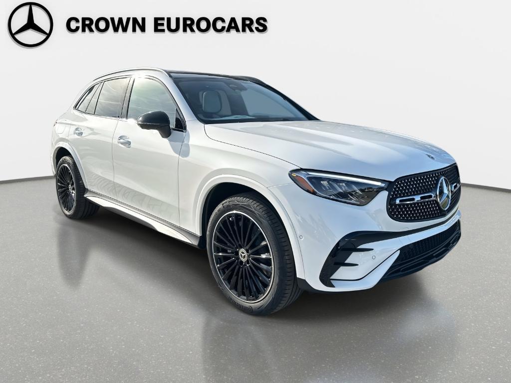 new 2026 Mercedes-Benz GLC 300 car, priced at $59,900