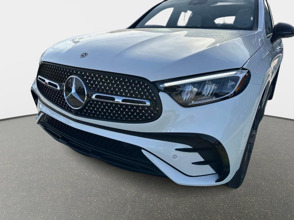 new 2026 Mercedes-Benz GLC 300 car, priced at $59,900