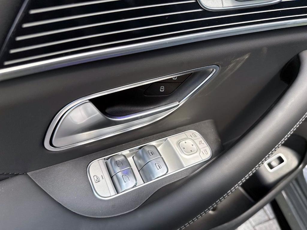 new 2026 Mercedes-Benz AMG GLE 63 car, priced at $149,178