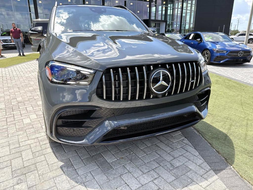 new 2026 Mercedes-Benz AMG GLE 63 car, priced at $149,178