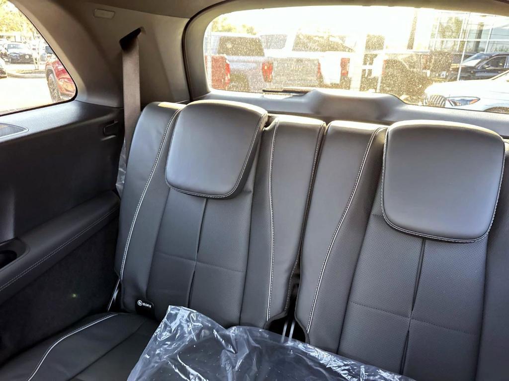new 2026 Mercedes-Benz GLS 450 car, priced at $106,295