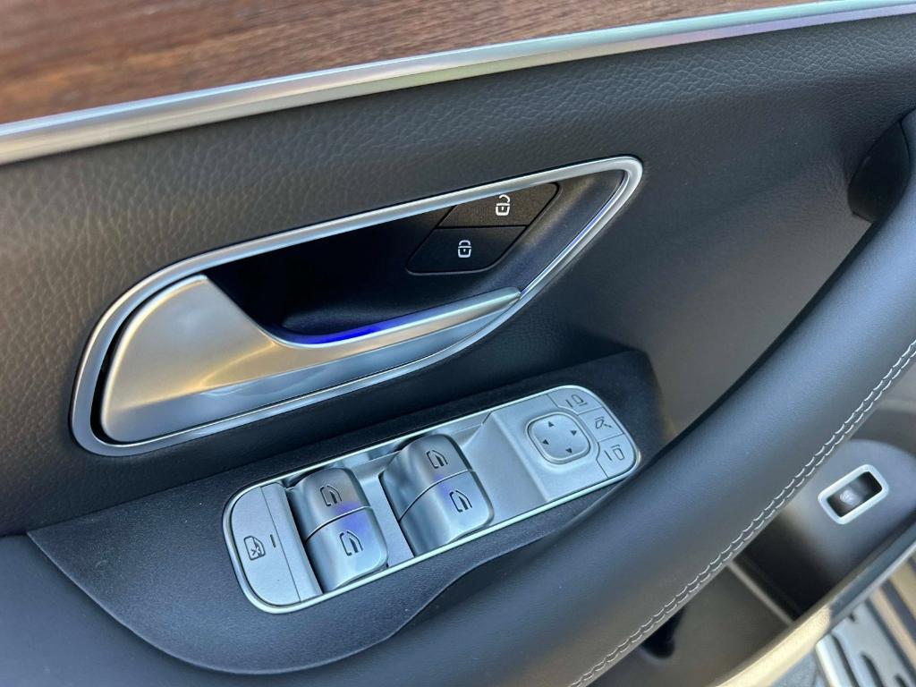 new 2026 Mercedes-Benz GLE 450 car, priced at $85,840