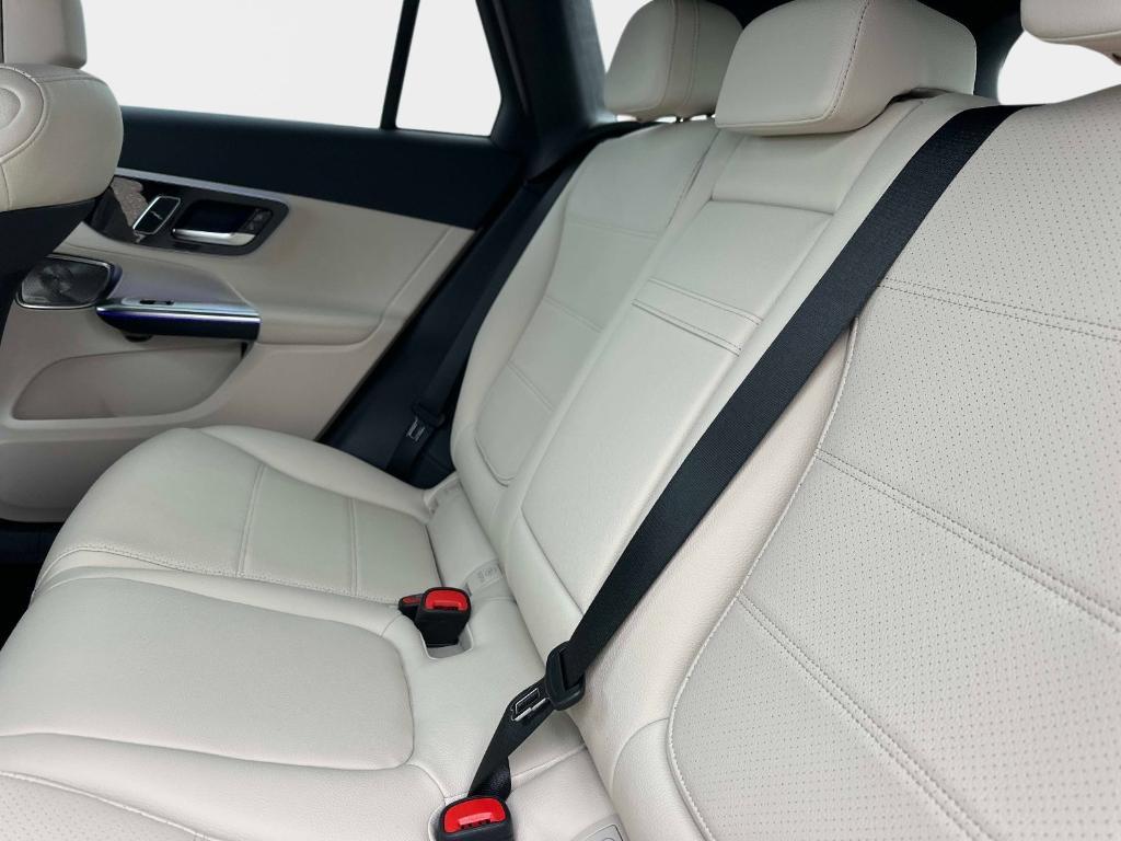 new 2026 Mercedes-Benz GLC 300 car, priced at $54,770