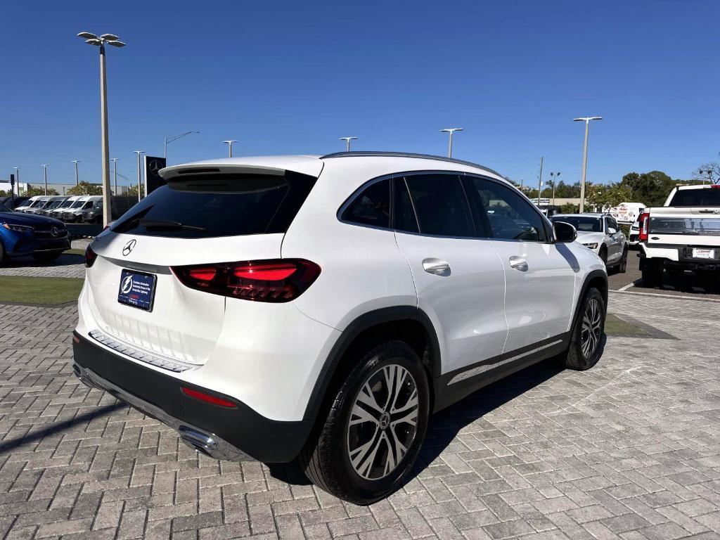new 2026 Mercedes-Benz GLA 250 car, priced at $45,295