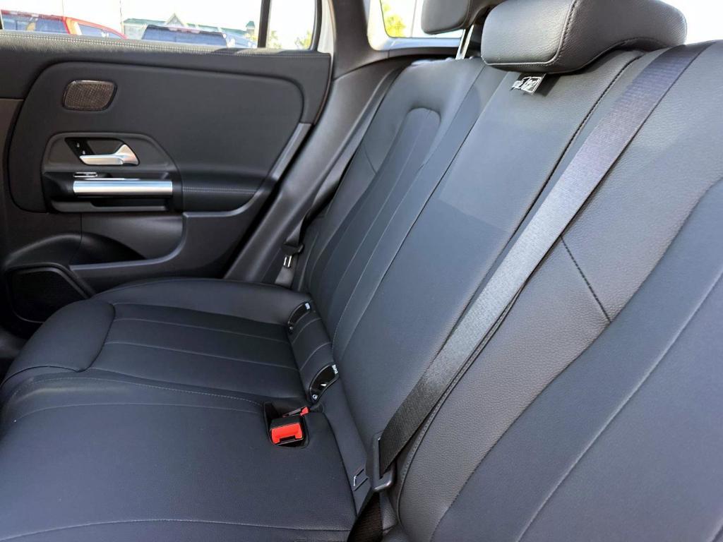 new 2026 Mercedes-Benz GLA 250 car, priced at $45,295