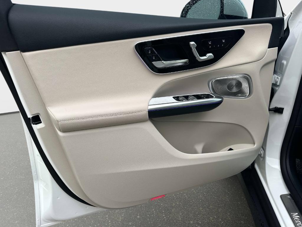 new 2026 Mercedes-Benz GLC 300 car, priced at $57,085