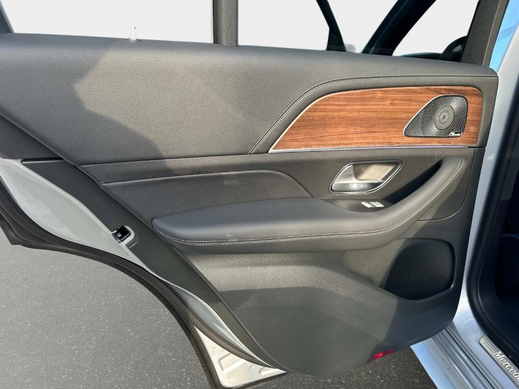 new 2026 Mercedes-Benz GLE 450 car, priced at $86,655