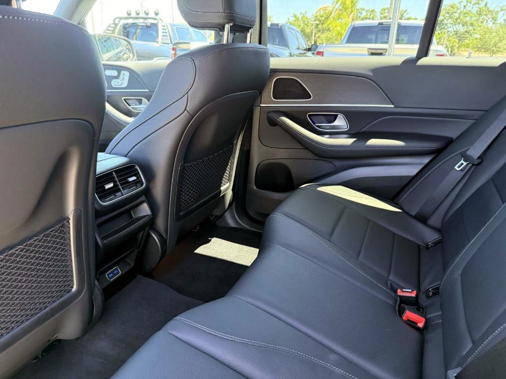 used 2025 Mercedes-Benz GLE 350 car, priced at $59,990