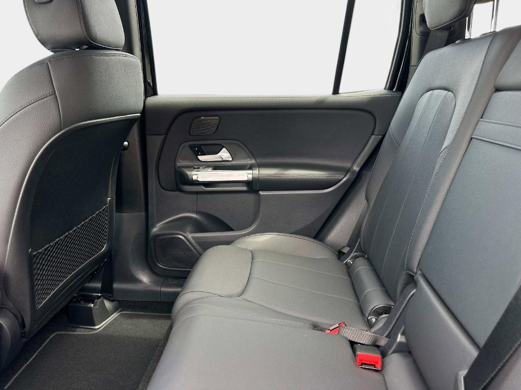 new 2025 Mercedes-Benz GLB 250 car, priced at $49,135