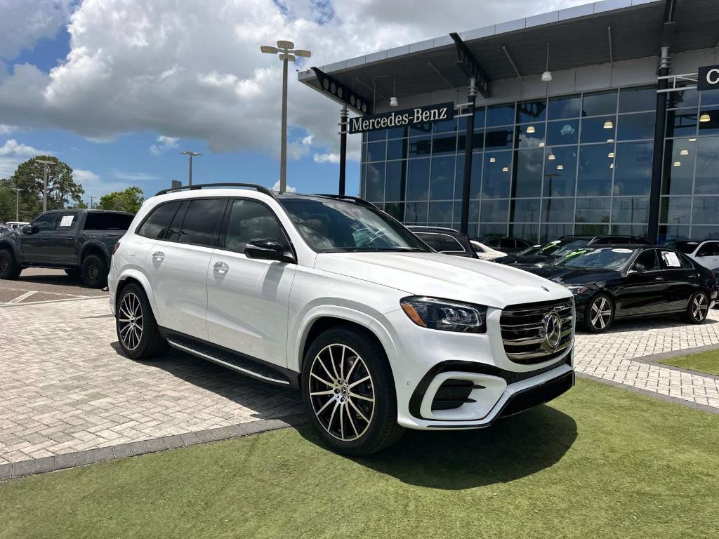 new 2025 Mercedes-Benz GLS 580 car, priced at $122,265