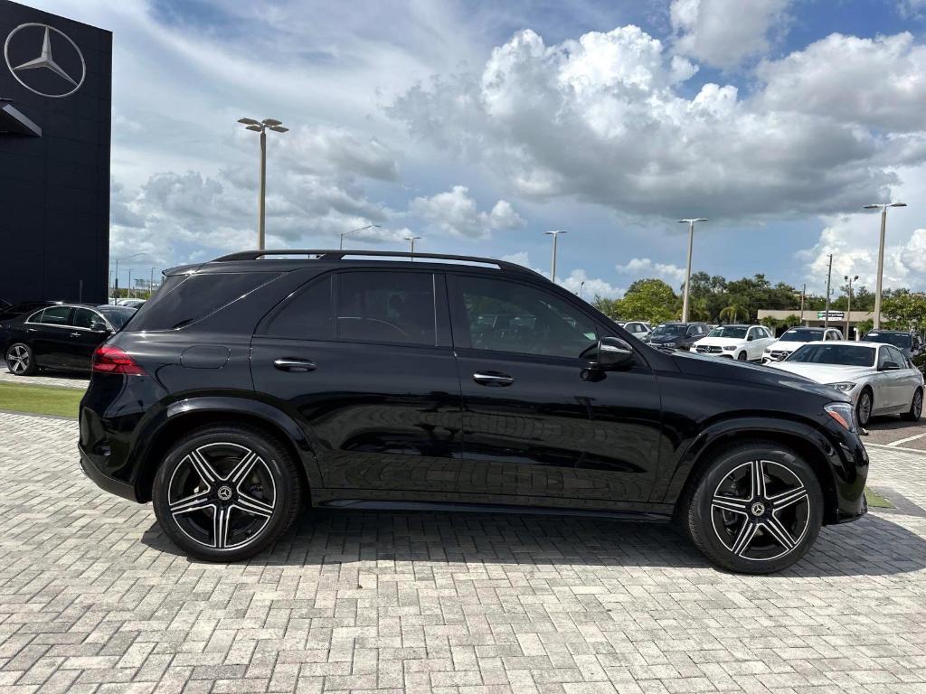 new 2025 Mercedes-Benz GLE 450 car, priced at $81,245