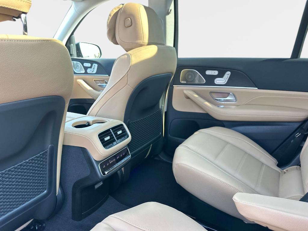 new 2026 Mercedes-Benz GLS 450 car, priced at $101,600