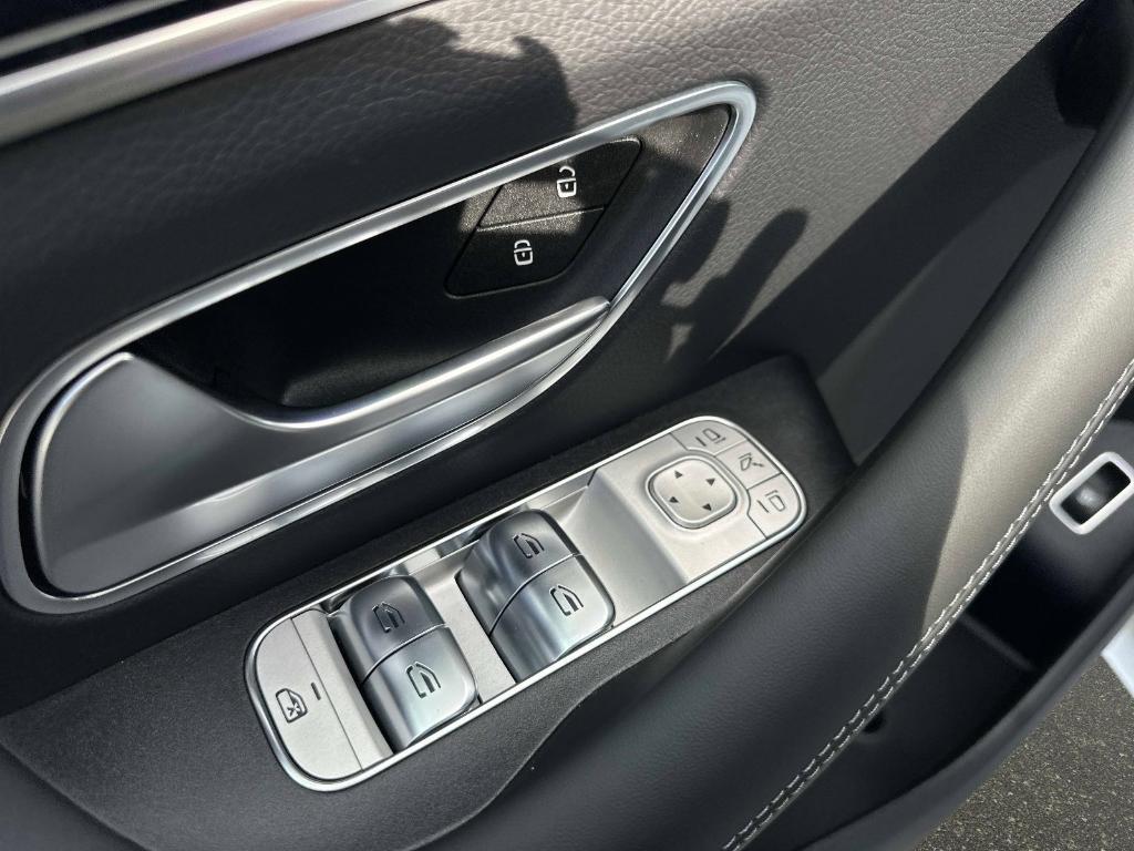new 2026 Mercedes-Benz AMG GLE 53 car, priced at $97,628