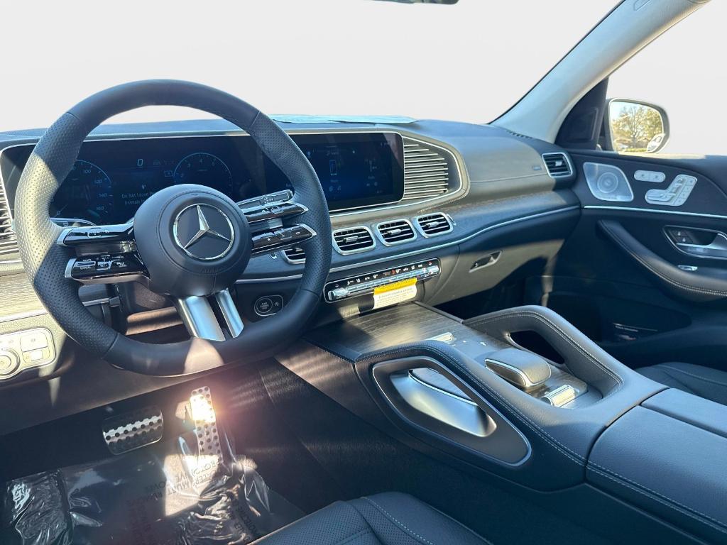 new 2026 Mercedes-Benz GLS 450 car, priced at $106,398