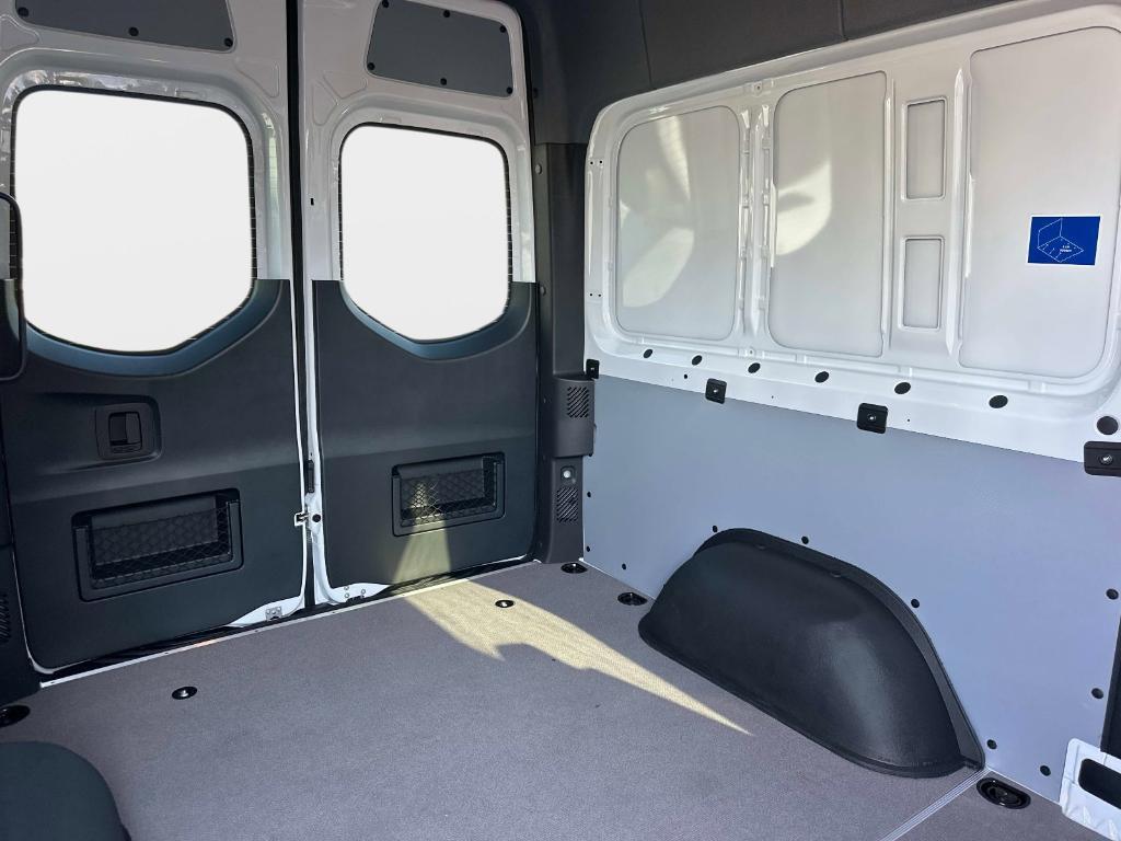 new 2026 Mercedes-Benz Sprinter 2500 car, priced at $66,096