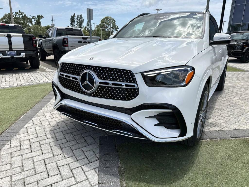 new 2026 Mercedes-Benz GLE 450 car, priced at $83,483