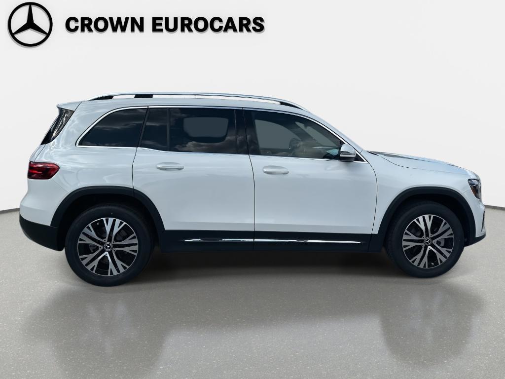 new 2025 Mercedes-Benz GLB 250 car, priced at $49,460