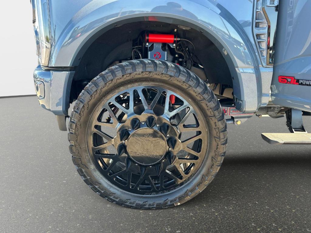 used 2023 Ford F-450 car, priced at $125,000