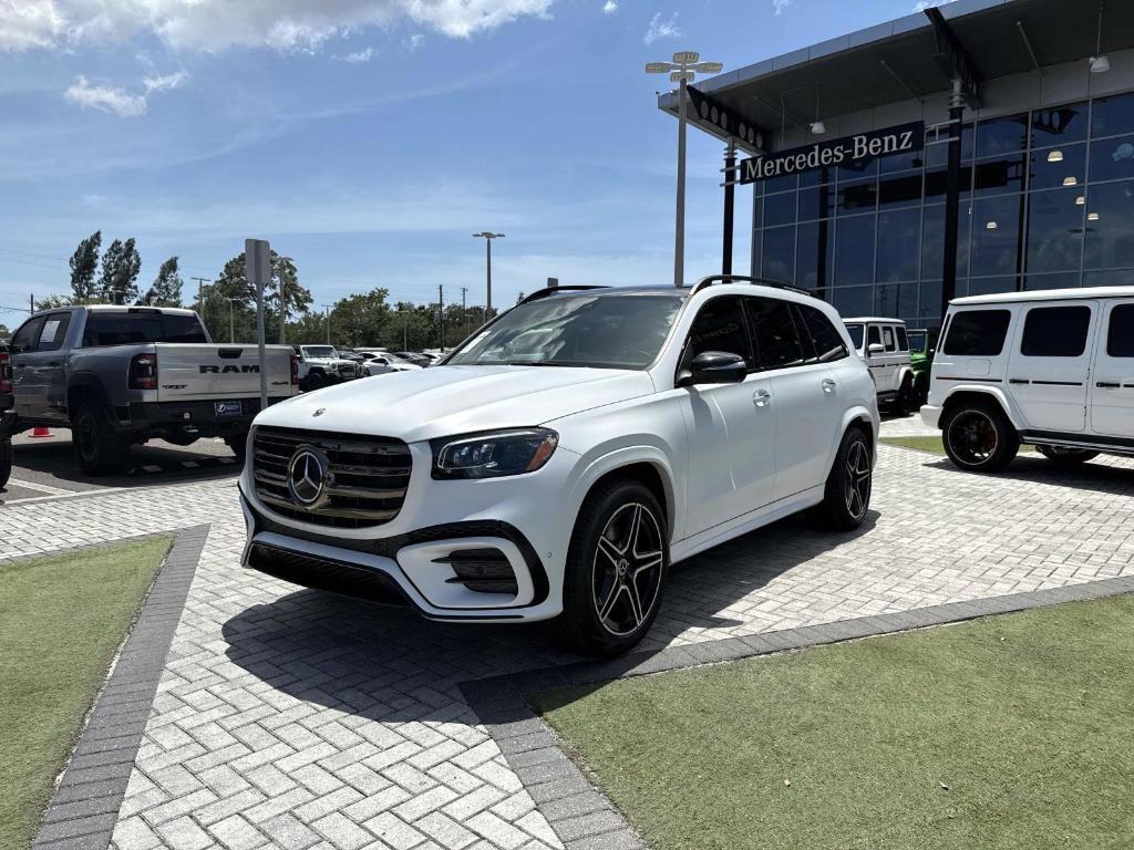 new 2026 Mercedes-Benz GLS 450 car, priced at $99,143