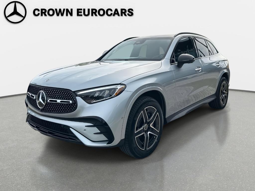 new 2026 Mercedes-Benz GLC 300 car, priced at $61,290