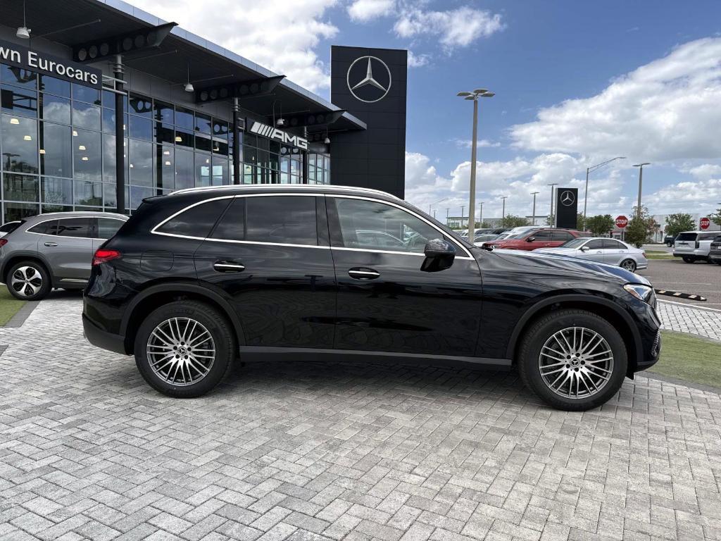 new 2026 Mercedes-Benz GLC 300 car, priced at $59,778