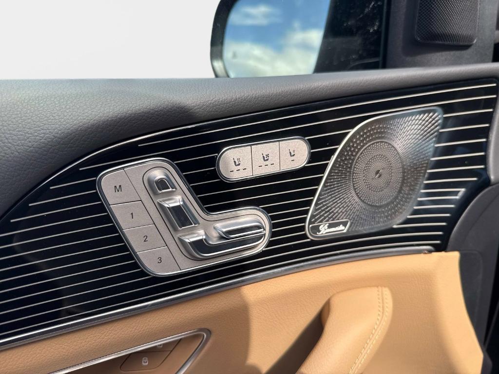 new 2026 Mercedes-Benz GLS 450 car, priced at $107,173