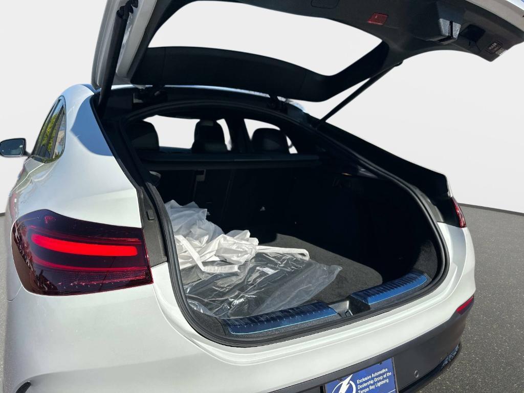 new 2026 Mercedes-Benz GLE 450 car, priced at $89,170