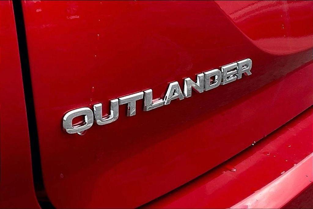 new 2026 Mitsubishi Outlander car, priced at $42,680