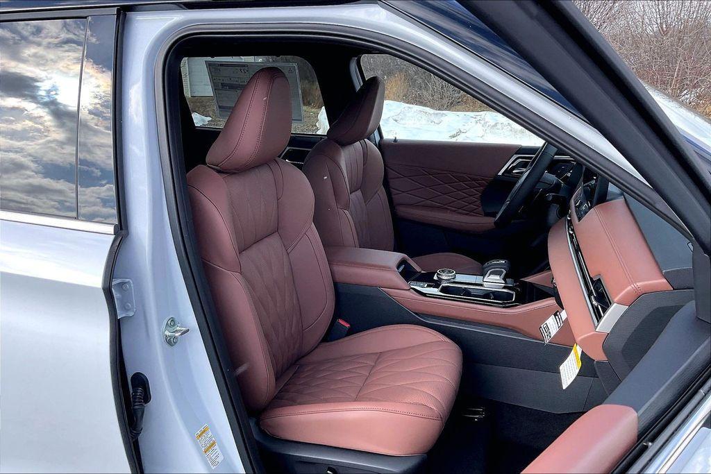 new 2026 Mitsubishi Outlander car, priced at $47,235