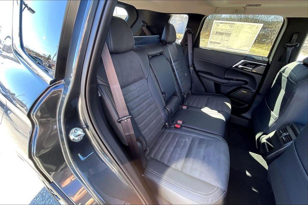 new 2026 Mitsubishi Outlander car, priced at $42,245