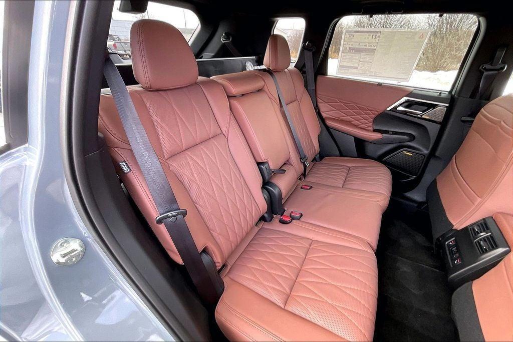 new 2026 Mitsubishi Outlander car, priced at $47,035