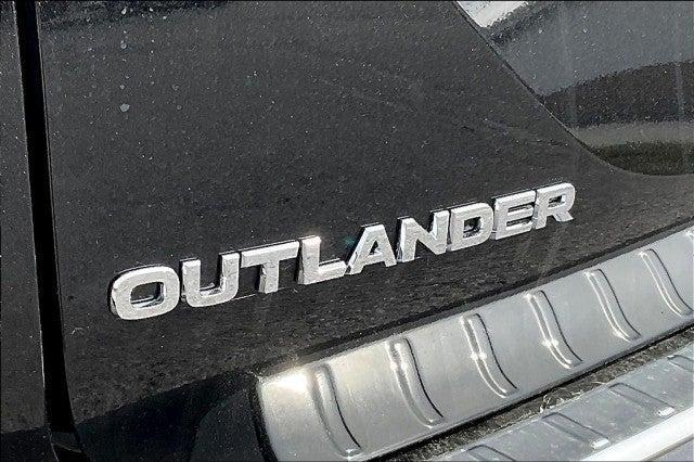 new 2025 Mitsubishi Outlander car, priced at $41,110