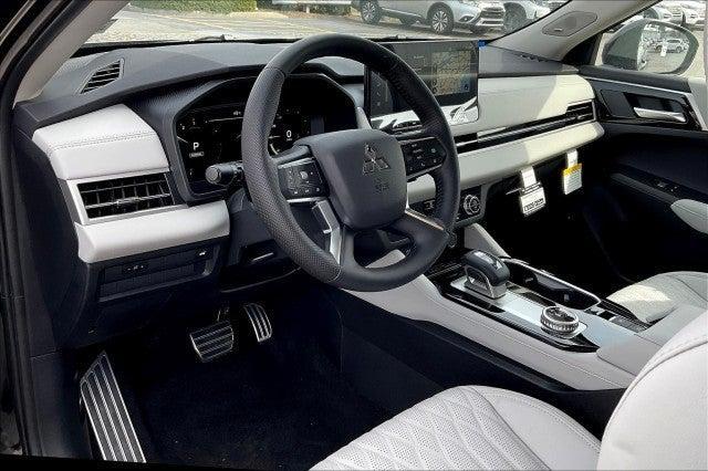 new 2025 Mitsubishi Outlander car, priced at $41,110