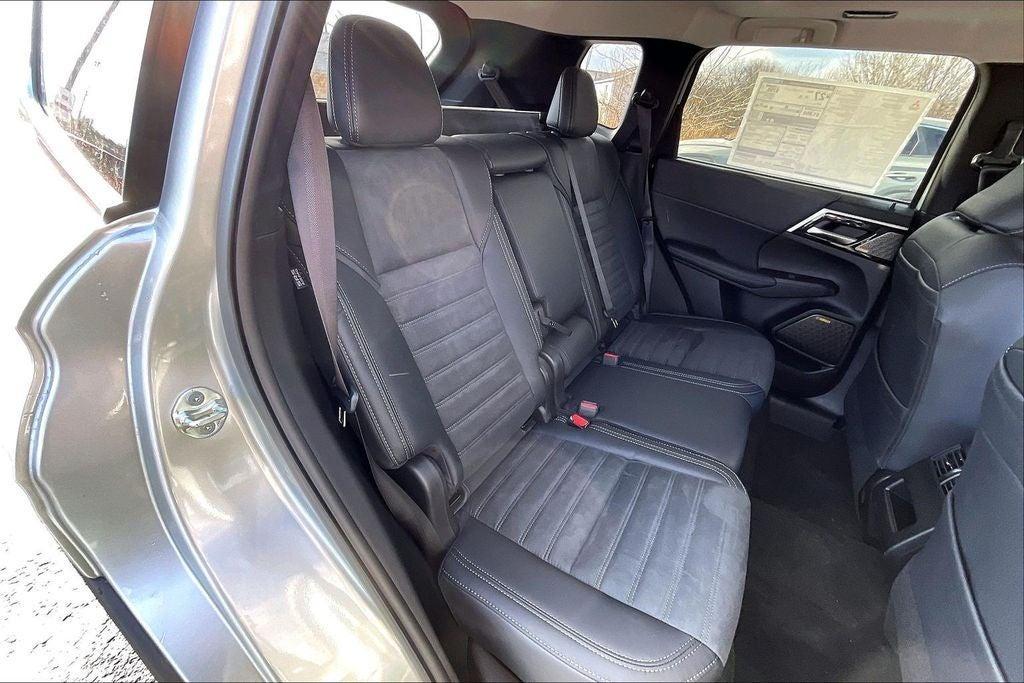 new 2026 Mitsubishi Outlander car, priced at $42,325