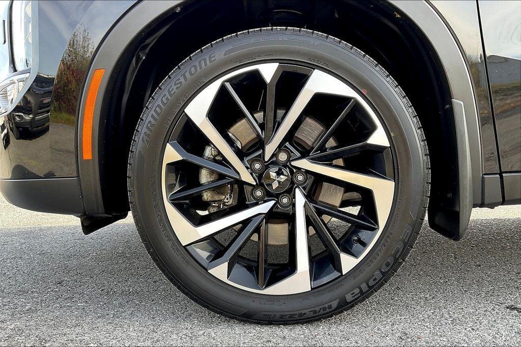 used 2022 Mitsubishi Outlander car, priced at $19,990