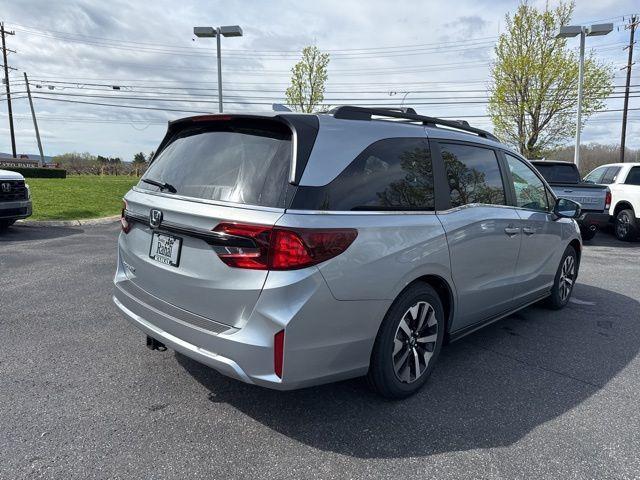 new 2026 Honda Odyssey car, priced at $45,320