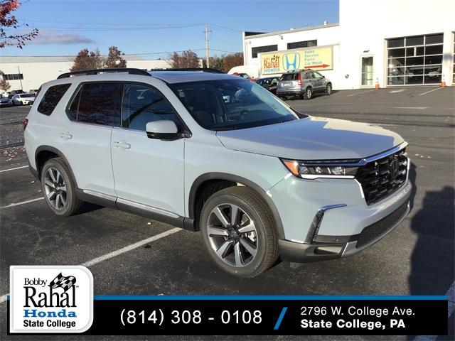 new 2025 Honda Pilot car, priced at $51,550