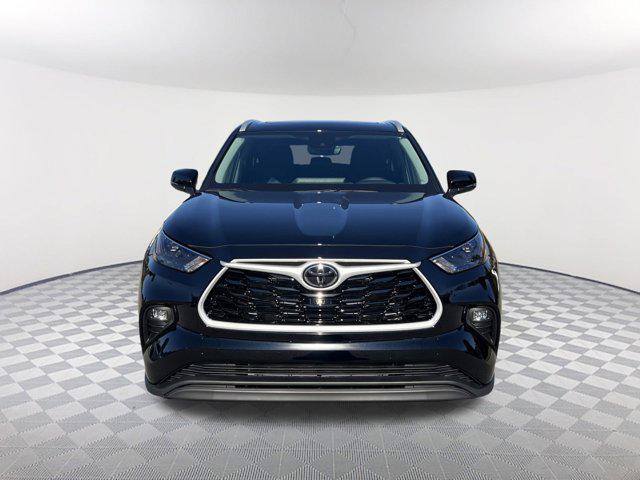 new 2026 Toyota Highlander car, priced at $51,286