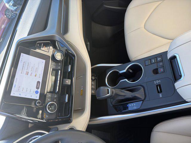 used 2024 Toyota Highlander car, priced at $40,495